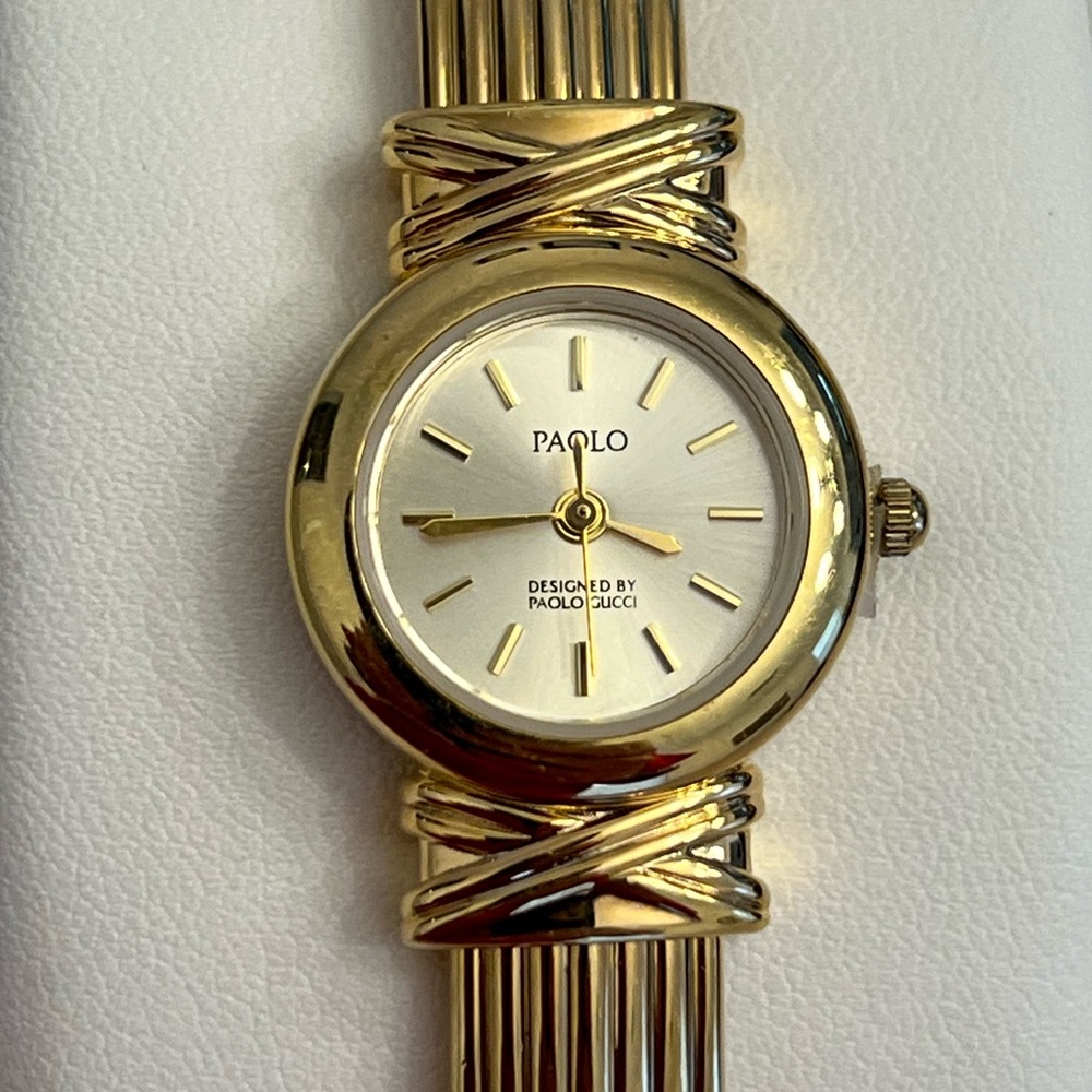 Paolo Gucci Ladies Watch Yellow Gold Tone Bracelet and Dial Quartz NWOT
